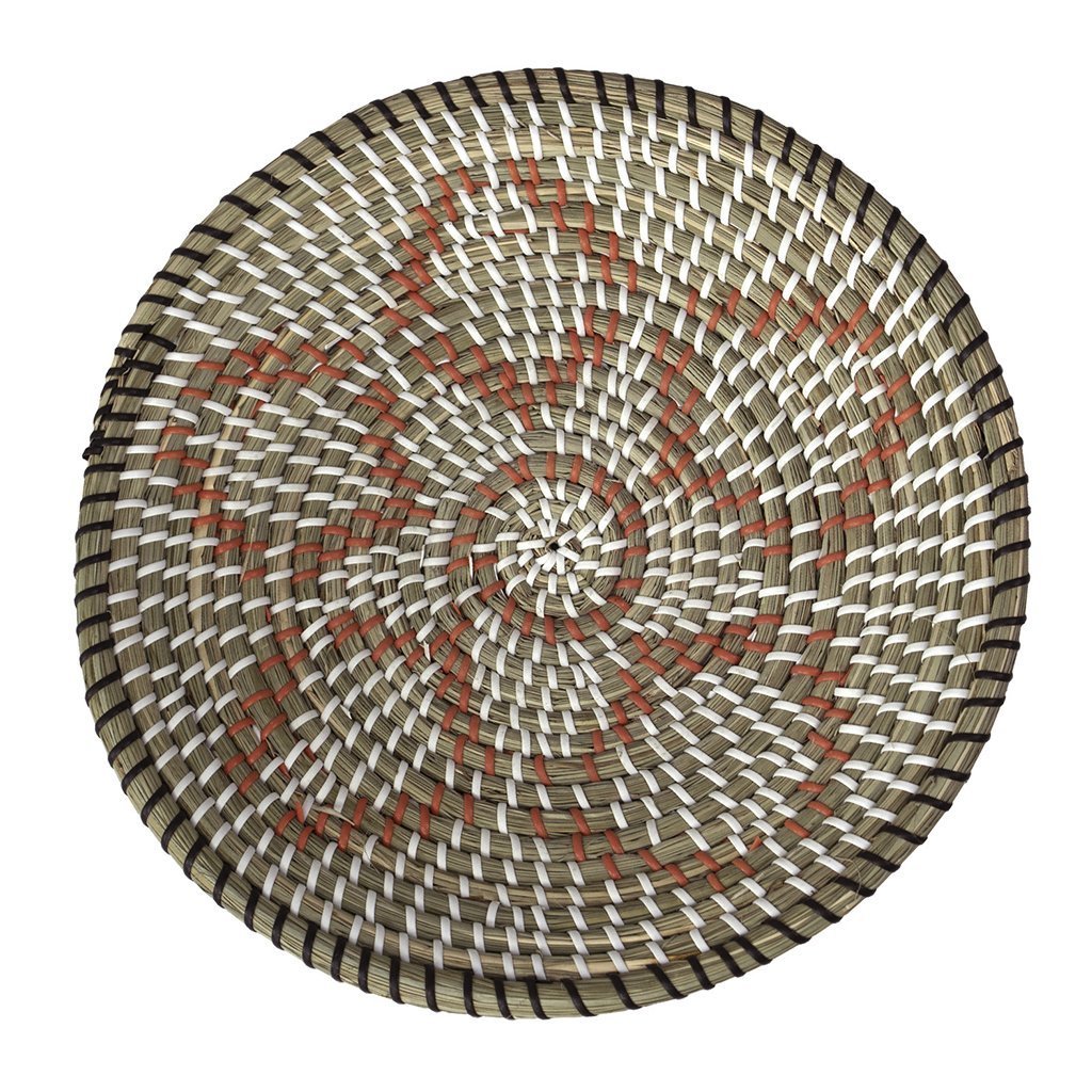 Seagrass coiled wall basket (50)